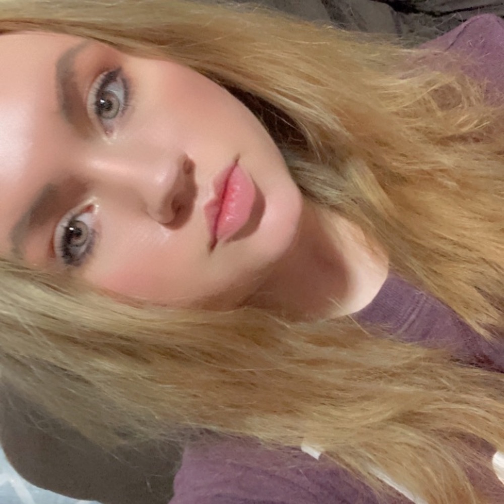 Meet your Posher, Jessica